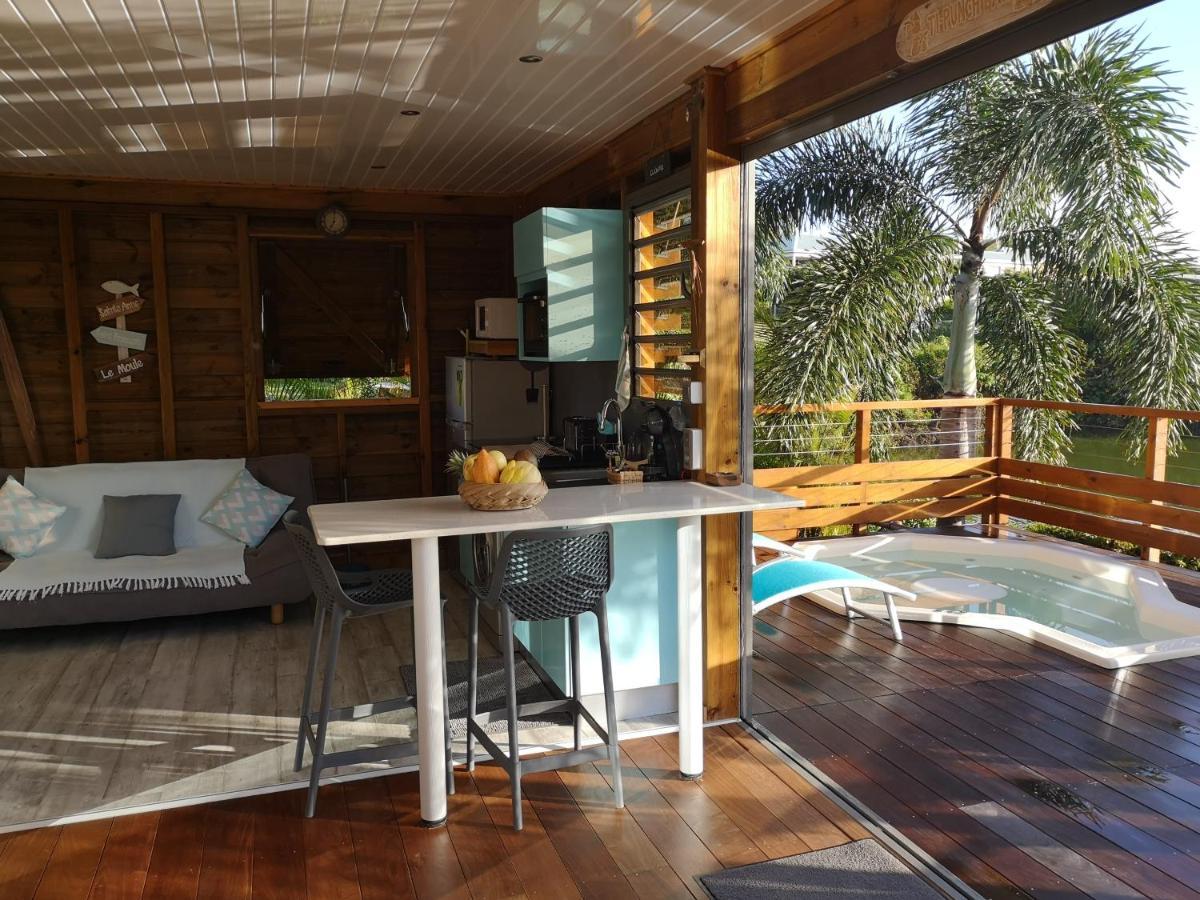 Bunga-Lodge Douville Bagian luar foto